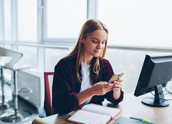 ¿Cómo evitar que los empleados pierdan el tiempo en las redes sociales?