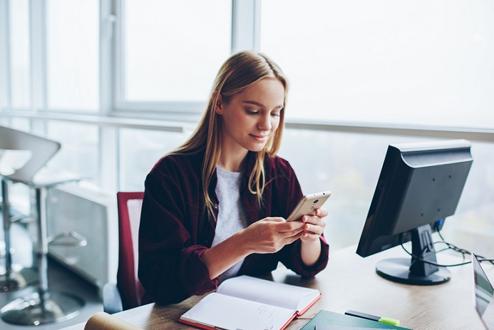 ¿Cómo evitar que los empleados pierdan el tiempo en las redes sociales?